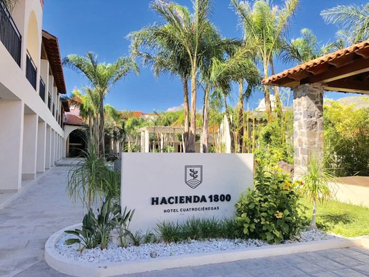 Hacienda 1800 by null