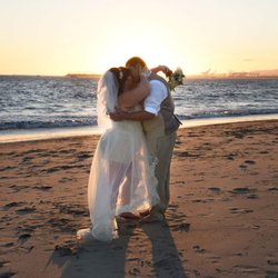 Eugene Photography and Video - My sunset beach wedding photographed by Eugene Photography.