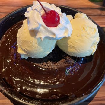 Miller's Ale House - GHIRARDELLI® CHOCOLATE BROWNIE SUNDAE - Sports Bars Near Me - Hixson, Tennessee