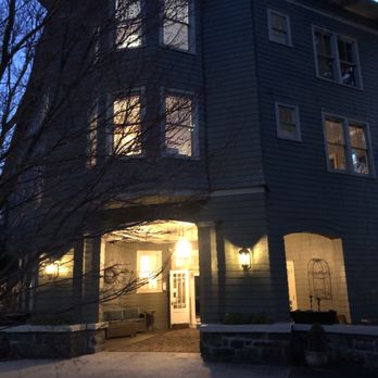Princess Anne Hotel - Hotel after dark - Hotels Near Me - Asheville, North Carolina