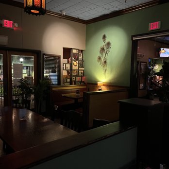 The Top - Dining area - New American Near Me - Gainesville, Florida The Top - Dining area - New American Near Me - Gainesville, Florida