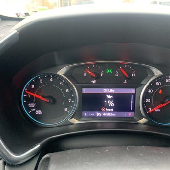 Budget Car Rental - Oil change notification - Car Rental Near Me - Sterling Heights, Michigan