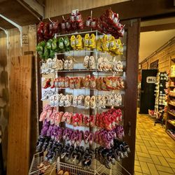 Irene Hoeve - Mini clogs