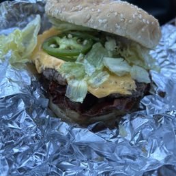 Little Bacon Burger Added grilled Jalapeños, Grilled onions, Grilled bell peppers and lettuce