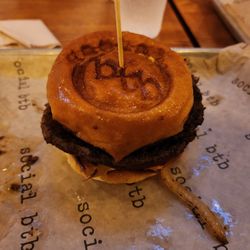 Social BTB - Hamburger