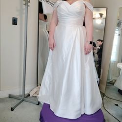 Custom Seams - Hemmed wedding dress