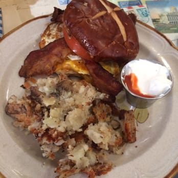 Short Stack Eatery - Breakfast sandwich with side of potatoes - Breakfast & Brunch Near Me - Madison, Wisconsin Short Stack Eatery - Breakfast sandwich with side of potatoes - Breakfast & Brunch Near Me - Madison, Wisconsin