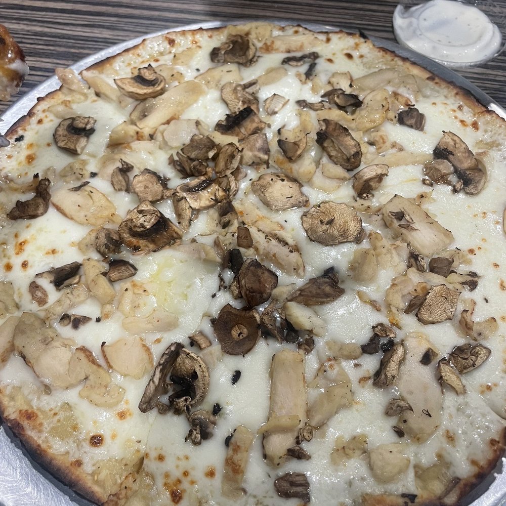cauliflower crust white out! cauliflower crust white out!