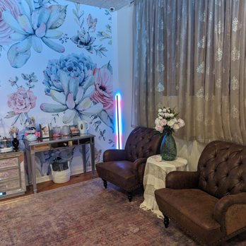 Amazing Face Spa - Very welcoming waiting area! - Skin Care Near Me - Phoenix, Arizona Amazing Face Spa - Very welcoming waiting area! - Skin Care Near Me - Phoenix, Arizona
