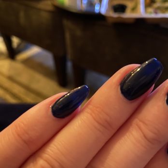 Glossy Nail Spa - Nails aren't even the same length or shape @ Glossy Nail Spa in Hickory, NC - Nail Salons Near Me - Hickory, North Carolina