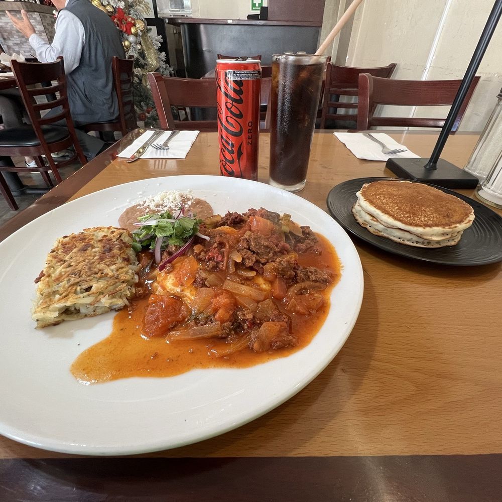 Victor's - Breakfast & Brunch Near Me - Ensenada, BCN Victor's - Breakfast & Brunch Near Me - Ensenada, BCN