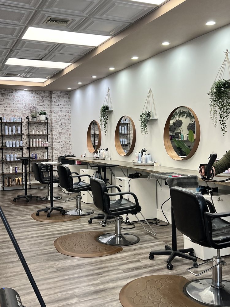 MINT SALON Updated September 2024 3157 Virginia Beach Blvd