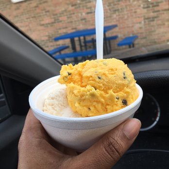 Robel’s Ice Cream - Ice Cream & Frozen Yogurt Near Me - Whitehall, Ohio