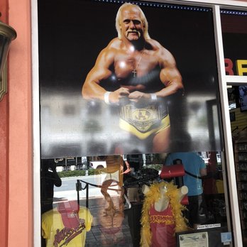 Hogan's Beach Shop - Sports Wear Near Me - Clearwater, Florida