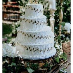 Stephen's Sweet Sensations - Beautiful Wedding Cake by Stephen