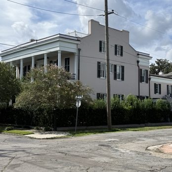 Two Chicks Walking Tours - Walking Tours Near Me - New Orleans, Louisiana Two Chicks Walking Tours - Walking Tours Near Me - New Orleans, Louisiana