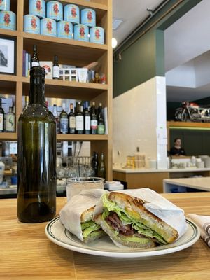 Wingen Bakery & Restaurant by null