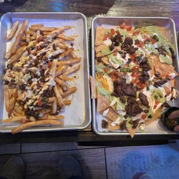 Pour Behavior - Texas Chili Cheese Fries and Texas-Sized Nachos - Cocktail Bars Near Me - Houston, Texas Pour Behavior - Texas Chili Cheese Fries and Texas-Sized Nachos - Cocktail Bars Near Me - Houston, Texas