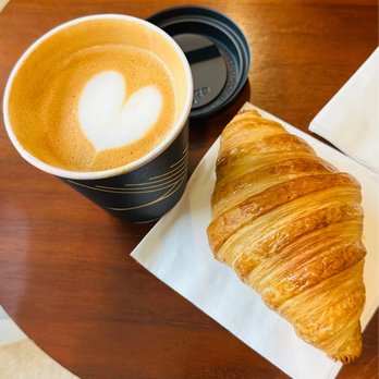 Sparrow Coffee - Latte (10oz) and a butter croissant! - Coffee Roasteries Near Me - Naperville, Illinois