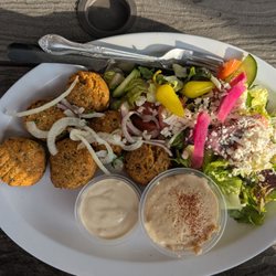 Ani's Chicken - Falafel