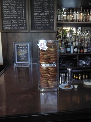 Banter Bar by null