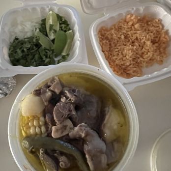 Taqueria Jalos - Caldo de res con su arroz rojo y condimentos de cilantro, cebolla, limones y chiles picados! - Mexican Near Me - Ukiah, California Taqueria Jalos - Caldo de res con su arroz rojo y condimentos de cilantro, cebolla, limones y chiles picados! - Mexican Near Me - Ukiah, California