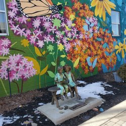 Williamsville Village Hall - Pretty mural