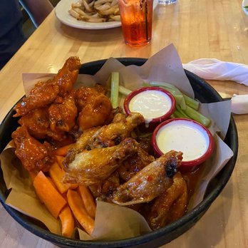 Old Chicago Pizza + Taproom - Pizza Near Me - Columbus, Georgia