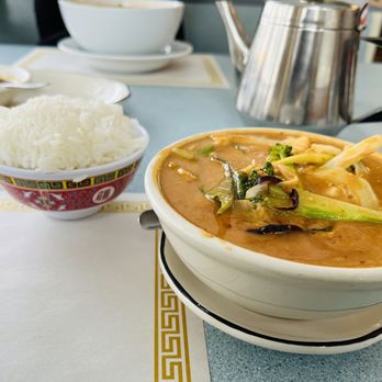 Thai Noodles Cafe - Panang Curry Vegetable with steamed rice - Thai Near Me - Libertyville, Illinois
