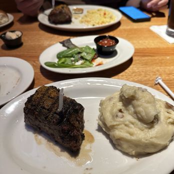 Cattleman's Roadhouse - Cattleman's sirloin - Steakhouses Near Me - Frankfort, Kentucky
