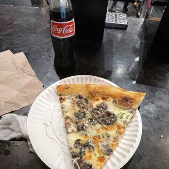 Upside Pizza - Mushroom, WWLC - Pizza Near Me - New York, New York