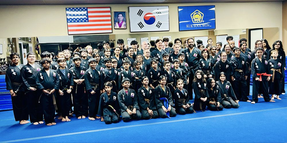 Redwood City Martial Arts Center Logo