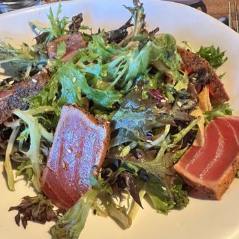 Yard House - Ahi Crunchy Salad - Bars Near Me - Lakewood, Colorado Yard House - Ahi Crunchy Salad - Bars Near Me - Lakewood, Colorado