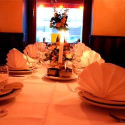 Chenab - Tisch