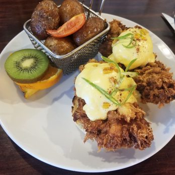 Delphi Brunch Cafe - Fried chicken eggs benedict with marble potatoes - Breakfast & Brunch Near Me - Langley, British Columbia Delphi Brunch Cafe - Fried chicken eggs benedict with marble potatoes - Breakfast & Brunch Near Me - Langley, British Columbia