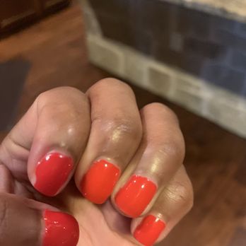 Expression Nails Spa - Lifting and peeling after 4 days with a gel manicure. Won't be going back. - Nail Salons Near Me - Selma, Texas
