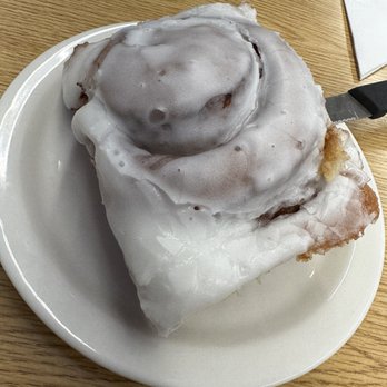 Savoy - Cinnamon Roll - New American Near Me - Tulsa, Oklahoma