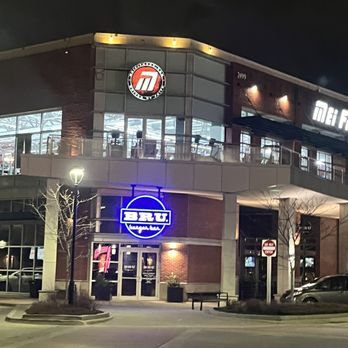Bru Burger Bar - Plainfield - Exterior - Burgers Near Me - Plainfield, Indiana