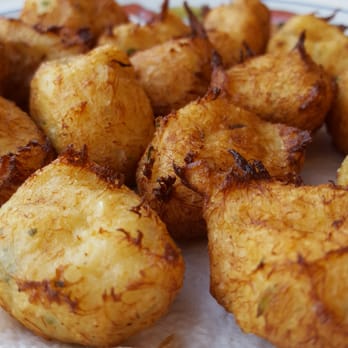 Bahía - Buñuelos de bacalao - Mediterranean Near Me - Tossa de Mar, GI Bahía - Buñuelos de bacalao - Mediterranean Near Me - Tossa de Mar, GI