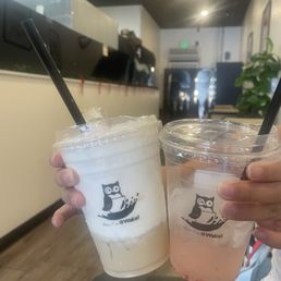 Honey Cinnamon Cloud & Strawberry Lemonade  Yummy