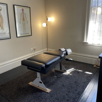 The Heights Chiropractic - Treatment Room - Chiropractors Near Me - San Francisco, California The Heights Chiropractic - Treatment Room - Chiropractors Near Me - San Francisco, California