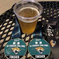 Jaguars 5K Stadium Challenge - Medals and beer - August 2017