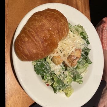 Charleston's - Salad - American Near Me - Carmel, Indiana