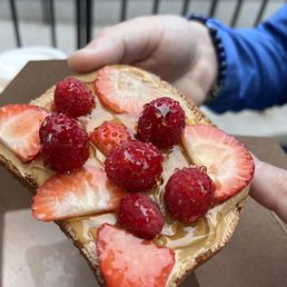 Peanut Butter & Berry Toast