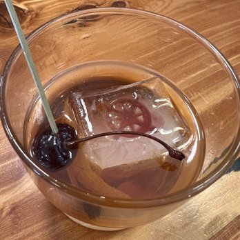 Cle Elum Taps & Tapas - Old fashion - Beer, Wine & Spirits Near Me - Cle Elum, Washington Cle Elum Taps & Tapas - Old fashion - Beer, Wine & Spirits Near Me - Cle Elum, Washington