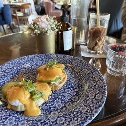 LITTLE HEN - Updated July 2025 - 1487 Photos & 755 Reviews - 4579 ...