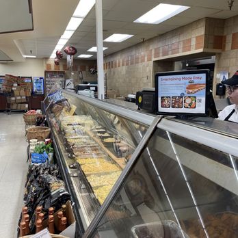 Stater Bros. Markets - Hot food /deli - Grocery Near Me - Rialto, California Stater Bros. Markets - Hot food /deli - Grocery Near Me - Rialto, California