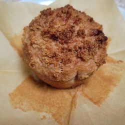 Fox + Mulberry - Cinnamon Streusel Muffin
