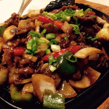Restauracja Canton - 'TieBan' Beef with vegetables - Chinese Near Me - Warsaw, MZ Restauracja Canton - 'TieBan' Beef with vegetables - Chinese Near Me - Warsaw, MZ