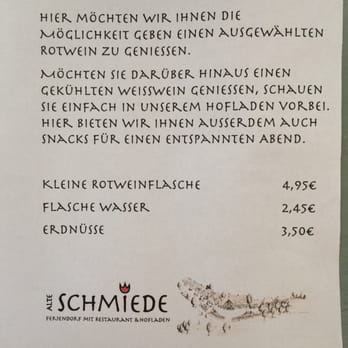 Alte Schmiede - Alter Schalter... Ein Glas Wein im Weinglas für 4,50 € is okay... selbst eingeschänkt im Wasserglas überteuert! Spinnen die? - Hotels Near Me - Mellenthin, MV